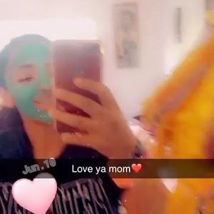 Meet your Posher, Amelia